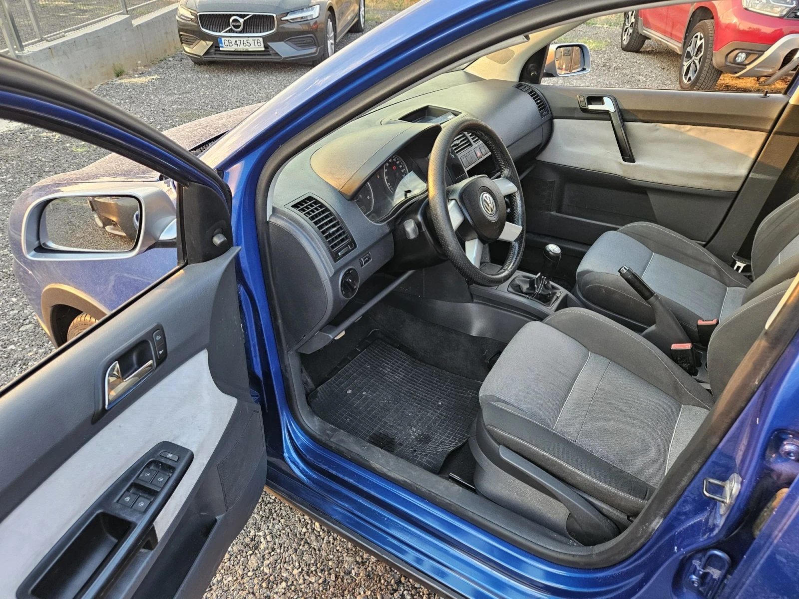 VW Polo Cross 1.4 TDI, снимка 9 - Автомобили и джипове - 55768540