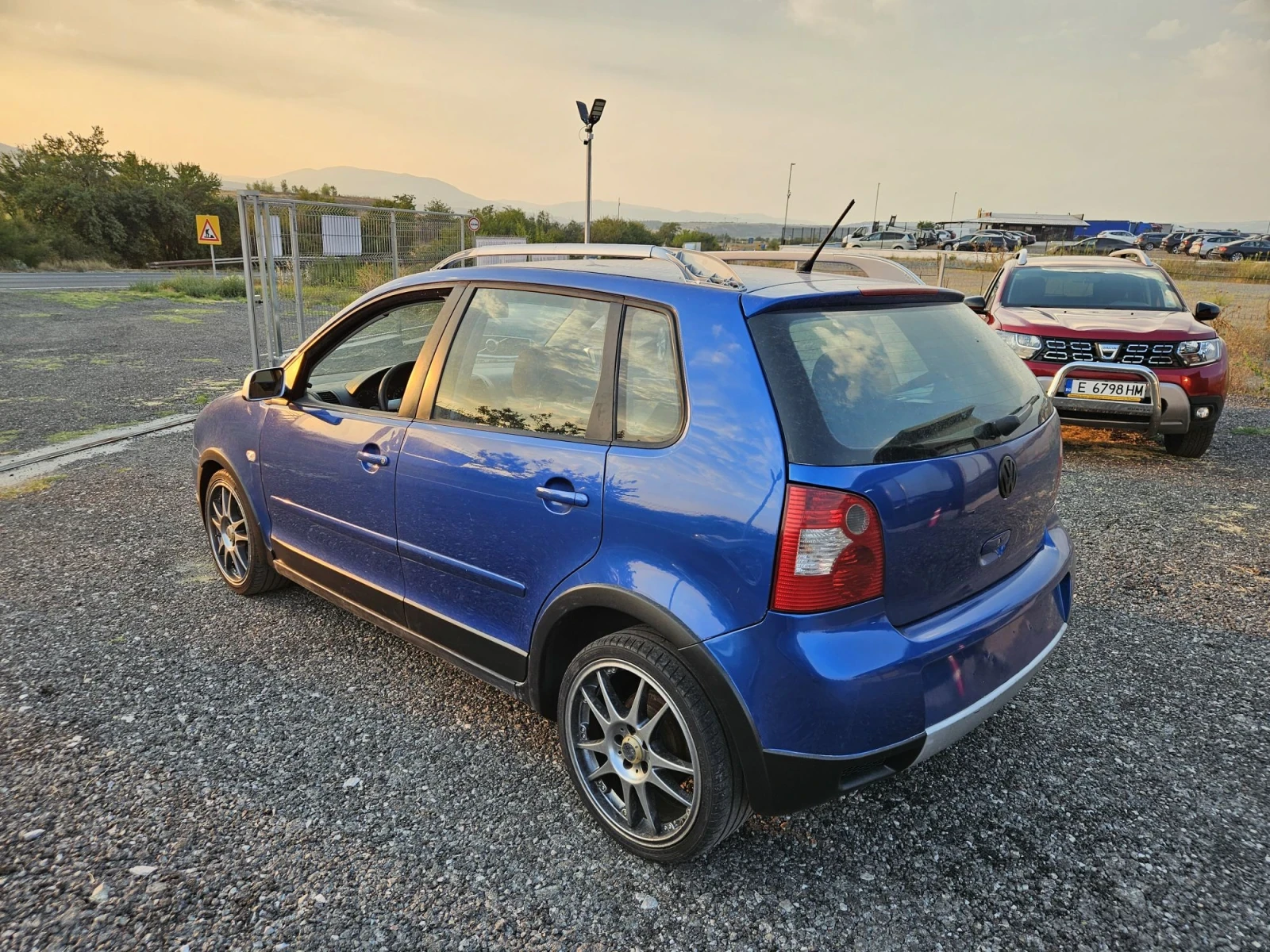 VW Polo Cross 1.4 TDI, снимка 3 - Автомобили и джипове - 55768540