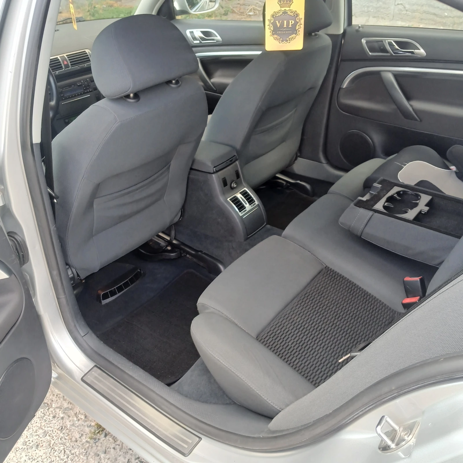 Skoda Superb 6 СКОРОСТИ , снимка 13 - Автомобили и джипове - 55969106