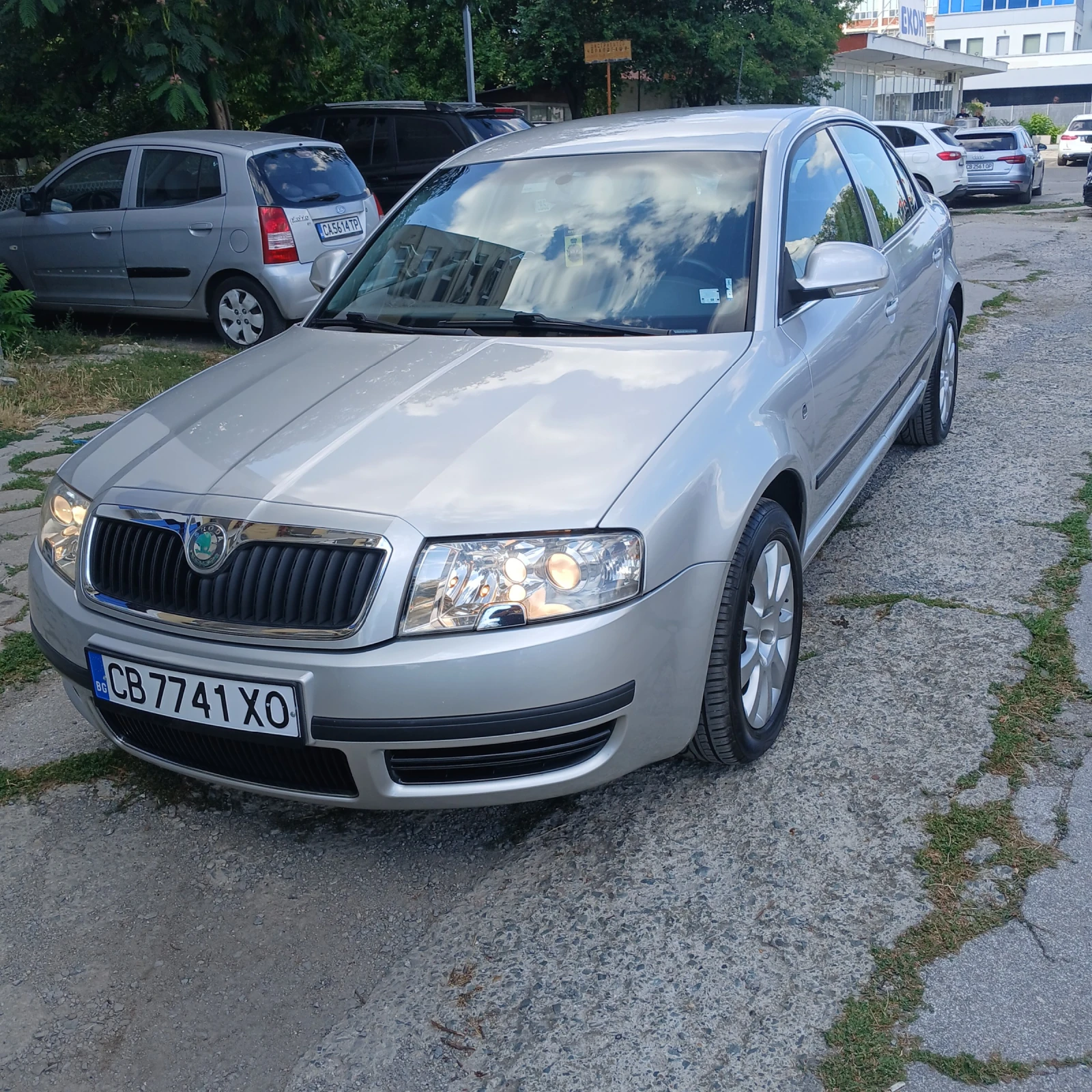 Skoda Superb 6 СКОРОСТИ , снимка 2 - Автомобили и джипове - 55969106