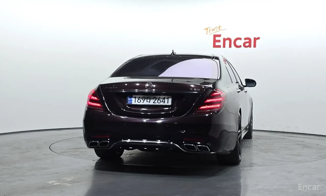 Mercedes-Benz S 63 AMG 4Matic+ , снимка 4 - Автомобили и джипове - 56081750