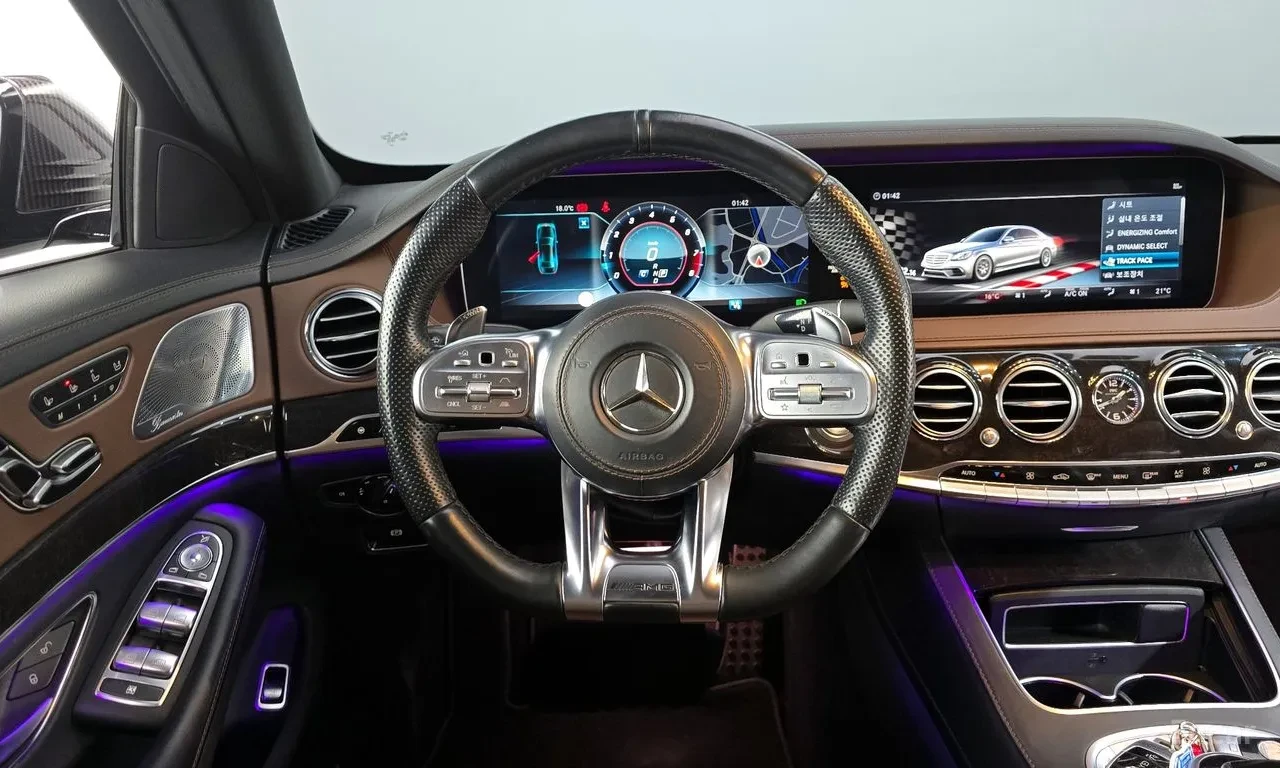 Mercedes-Benz S 63 AMG 4Matic+ , снимка 13 - Автомобили и джипове - 56081750