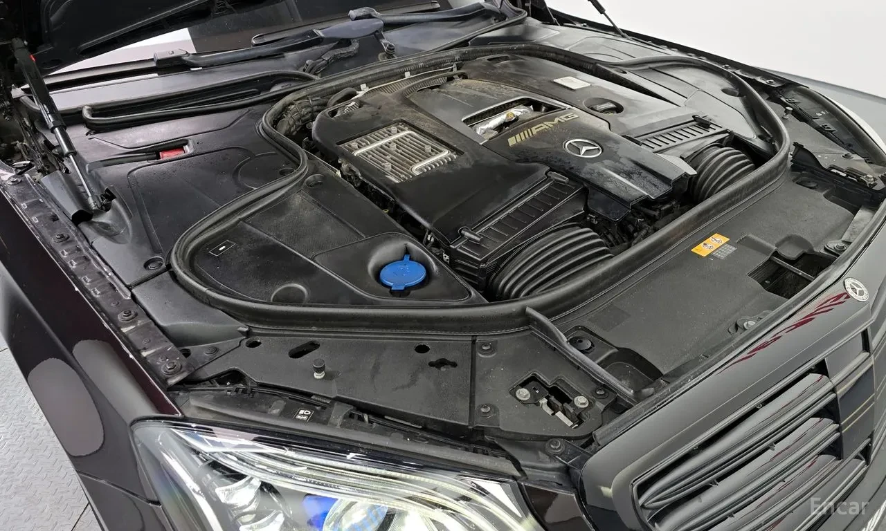 Mercedes-Benz S 63 AMG 4Matic+ , снимка 6 - Автомобили и джипове - 56081750
