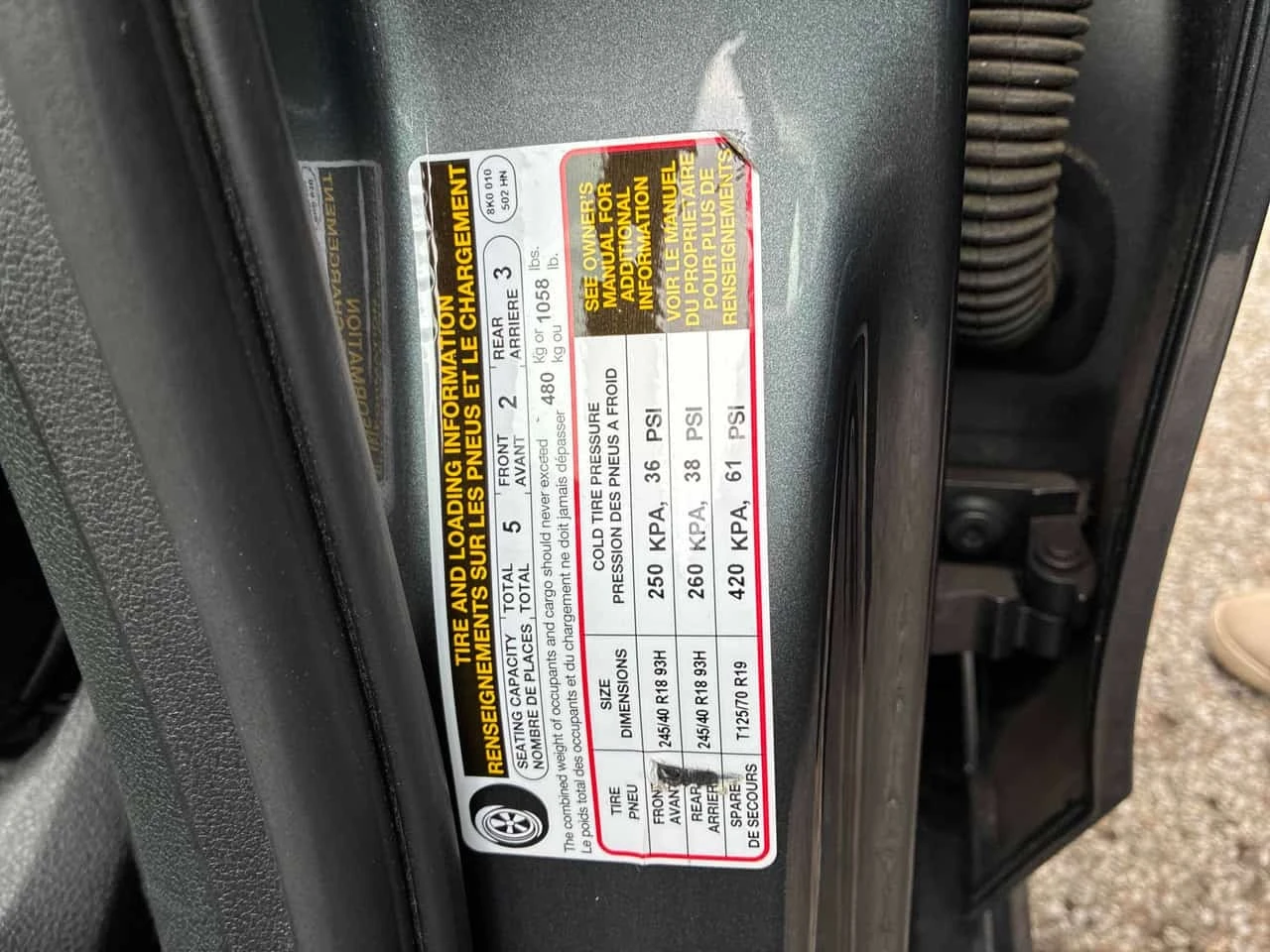 Audi A4 * PROGRESSIV PLUS  * KEYLESS * ПОДГРЕВ * , снимка 10 - Автомобили и джипове - 56514375