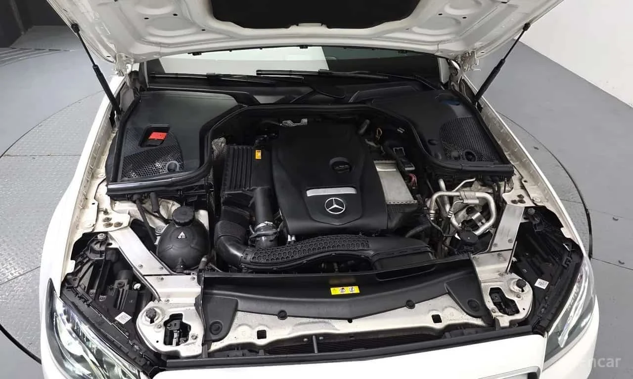 Mercedes-Benz E 300 * E300 Avantgarde * , снимка 6 - Автомобили и джипове - 56594201