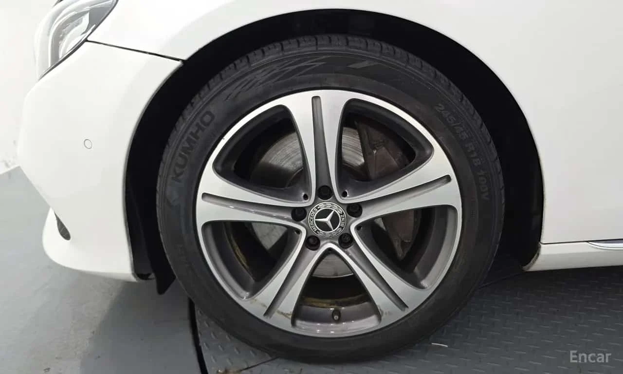 Mercedes-Benz E 300 * E300 Avantgarde * , снимка 5 - Автомобили и джипове - 56594201
