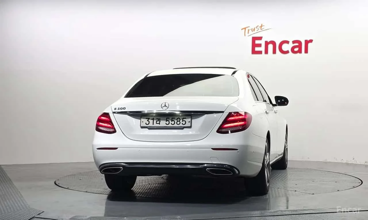 Mercedes-Benz E 300 * E300 Avantgarde * , снимка 4 - Автомобили и джипове - 56594201