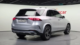 Mercedes-Benz GLE 450 4MATIC* HUD* 360* КОЖА* ОБДУХВ* НАВИ, снимка 2