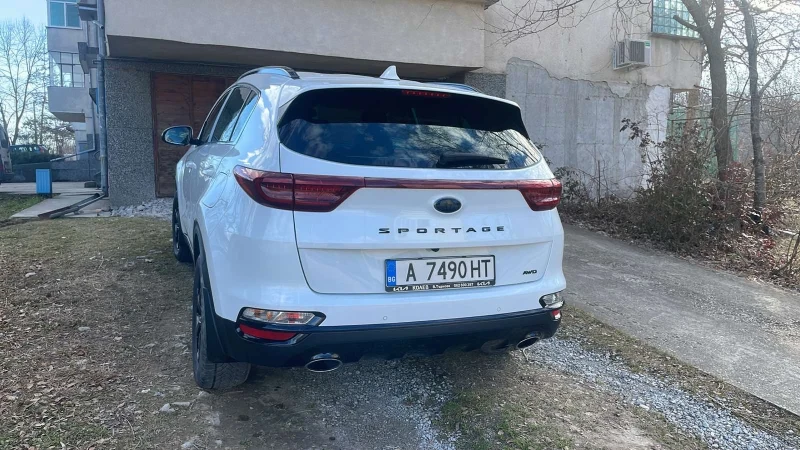 Kia Sportage, снимка 3 - Автомобили и джипове - 47872030