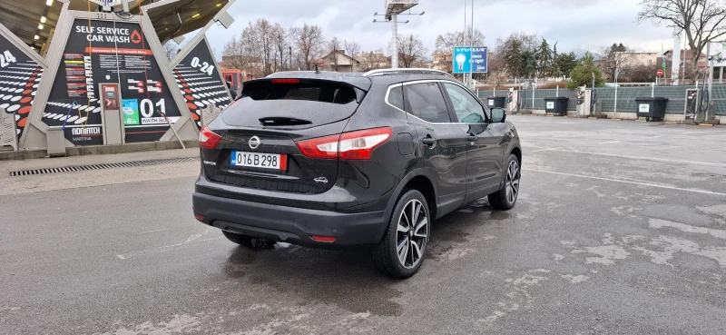 Nissan Qashqai 1.6dci 4x4 Full Panorama Tecna, снимка 7 - Автомобили и джипове - 48198862