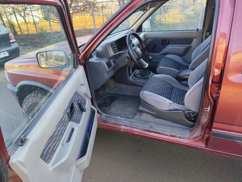 Opel Frontera 2.4, снимка 9 - Автомобили и джипове - 48618521