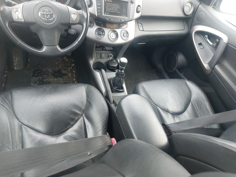 Toyota Rav4 Д4Д 4х4.нави, снимка 12 - Автомобили и джипове - 48680396