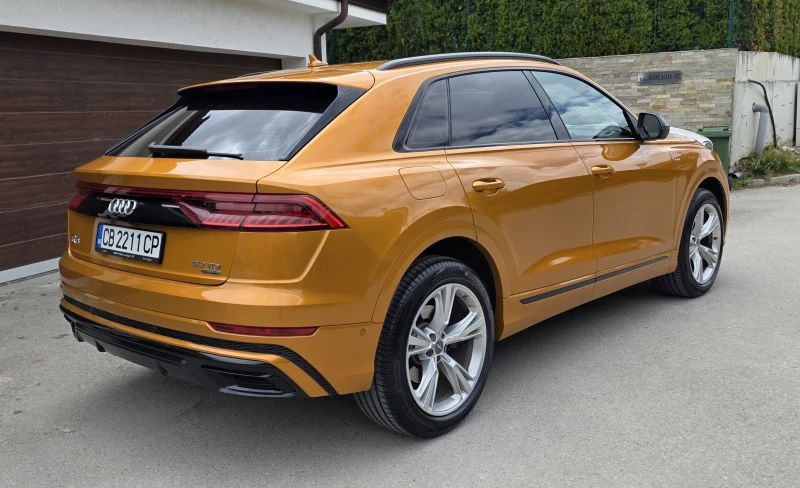 Audi Q8, снимка 3 - Автомобили и джипове - 52511628