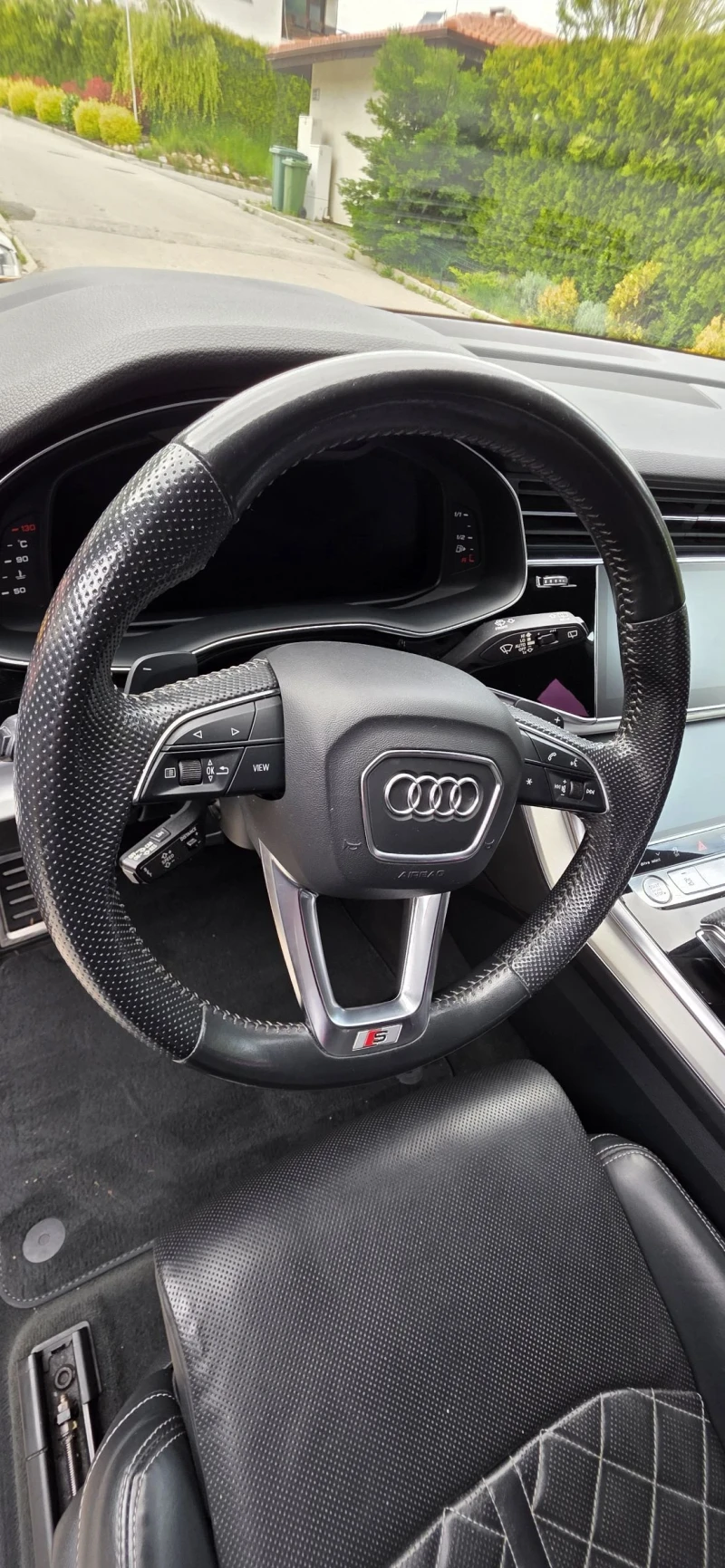 Audi Q8, снимка 12 - Автомобили и джипове - 52511628