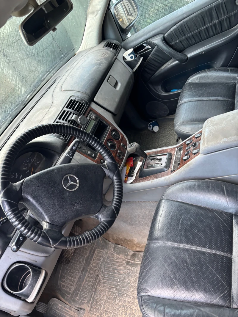 Mercedes-Benz ML 320, снимка 5 - Автомобили и джипове - 52691173