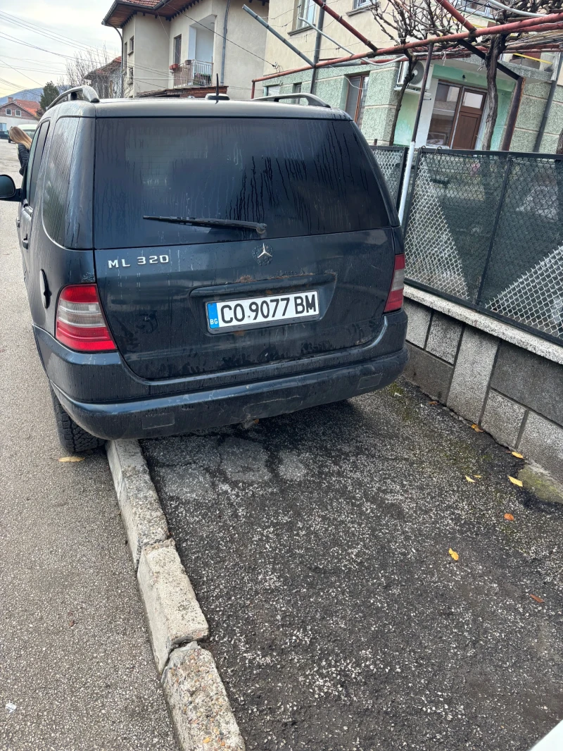 Mercedes-Benz ML 320, снимка 3 - Автомобили и джипове - 52691173