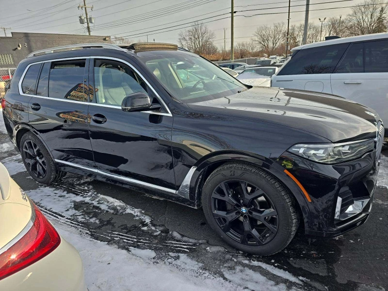 BMW X7 MPACK* PANO* МАСАЖИ* HUD* ВАКУУМ* , снимка 2 - Автомобили и джипове - 53124135