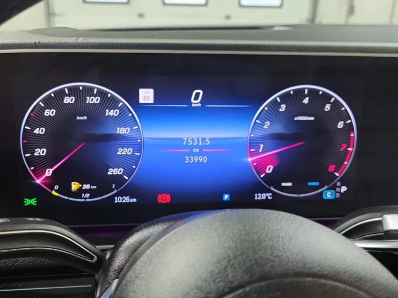 Mercedes-Benz GLE 350 * CARFAX * ПАНОРАМА* ПОДГРЕВИ* , снимка 9 - Автомобили и джипове - 53303903