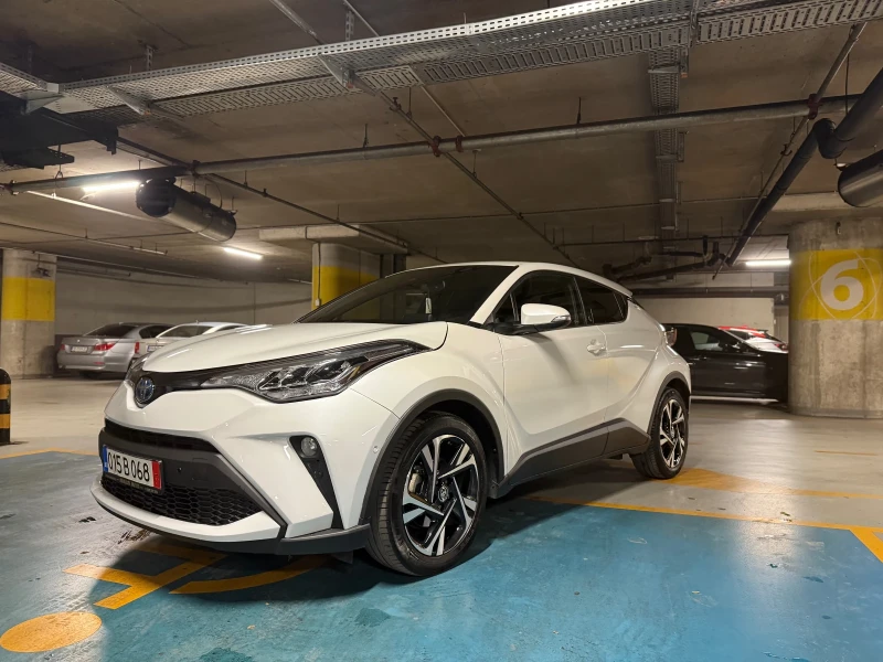 Toyota C-HR 2.0 HYBRID 184K.C ГАРАНЦИЯ  - 42989 лв. / 21979.93 € - 63800910 1