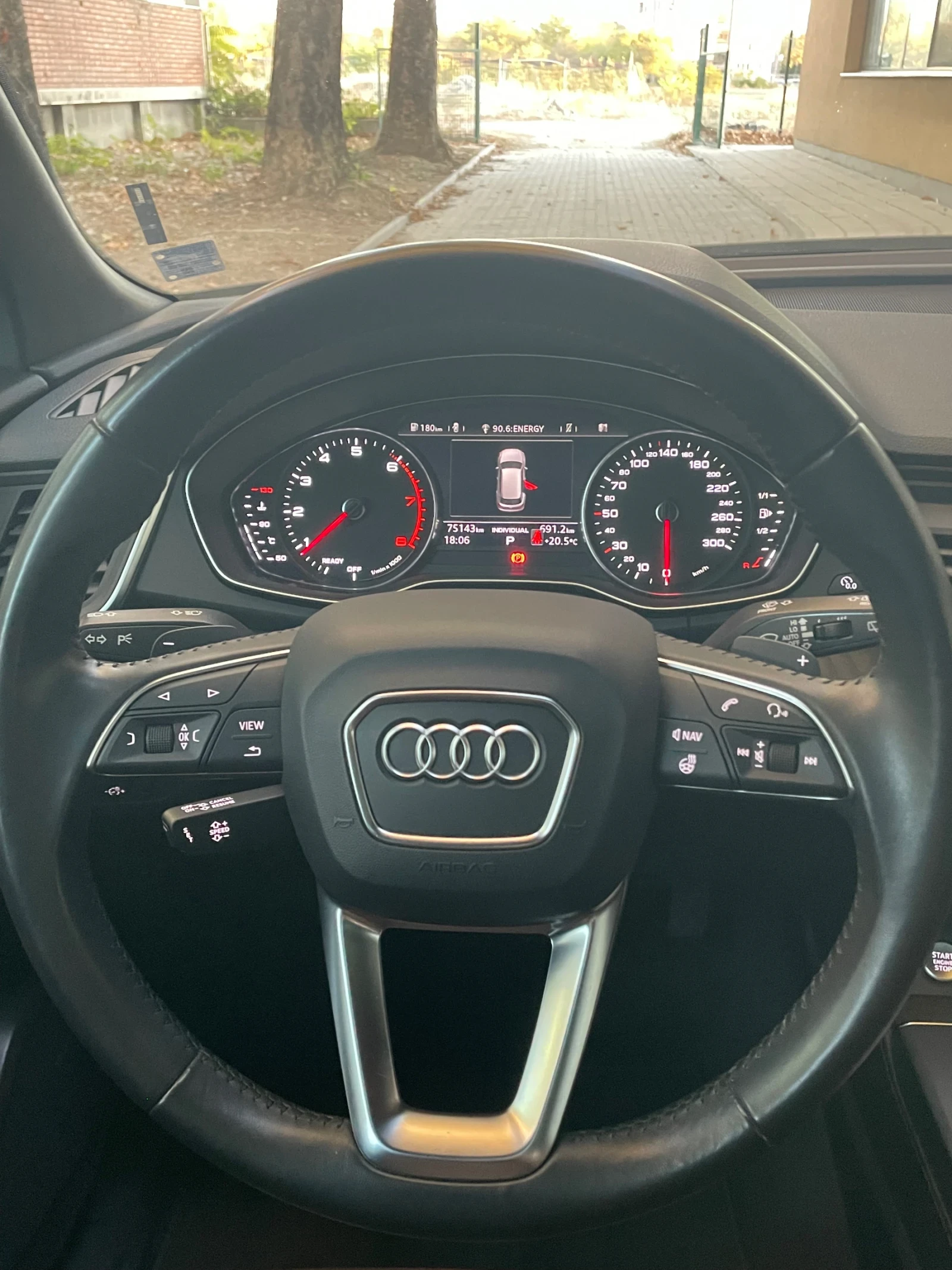 Audi Q5 Premium Plus  - изображение 9