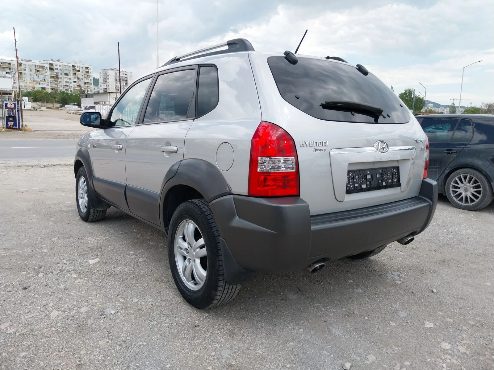 Hyundai Tucson 2.0 CRDI /4X4 - изображение 6