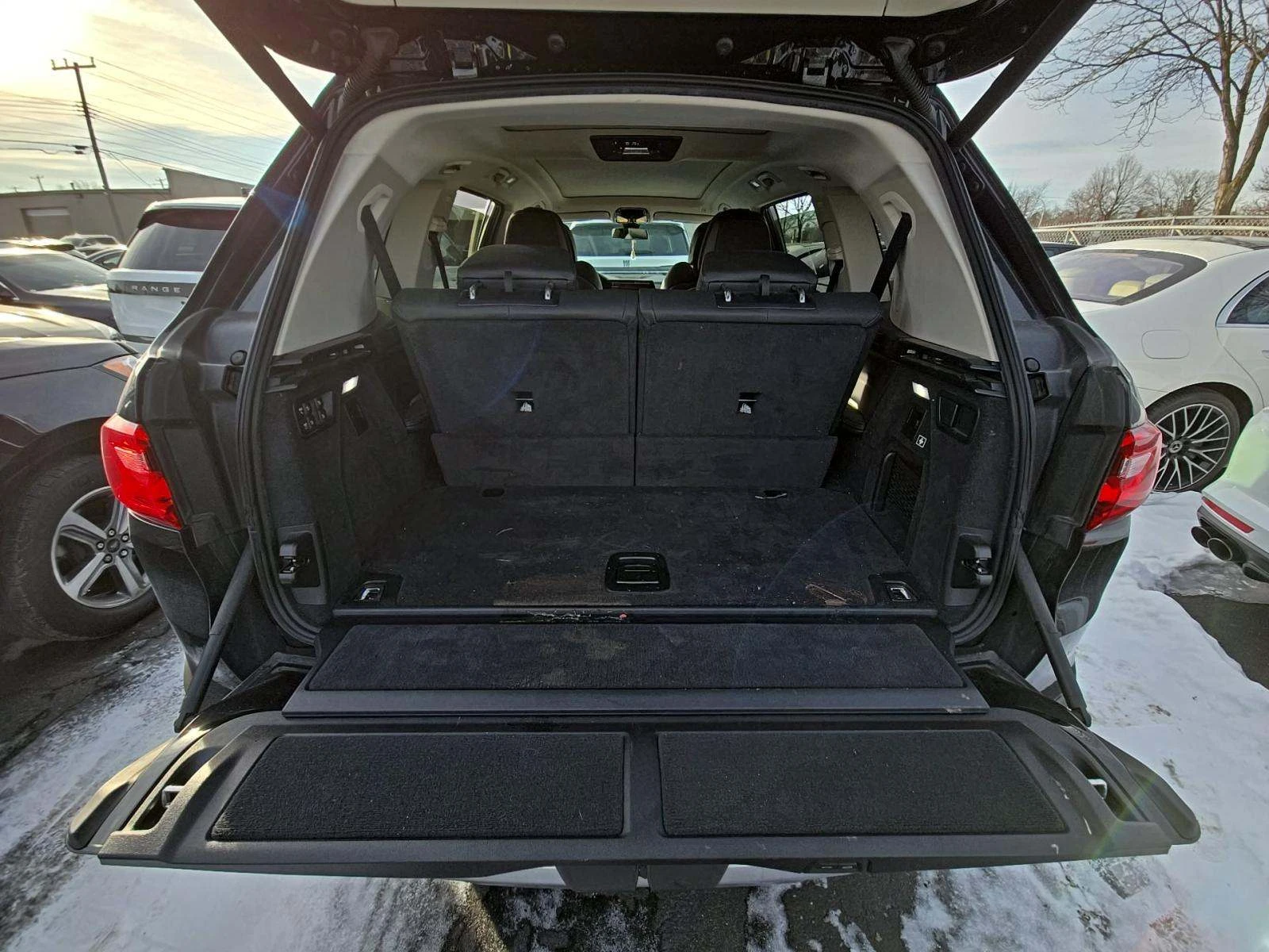 BMW X7 MPACK* PANO* МАСАЖИ* HUD* ВАКУУМ*  - изображение 4