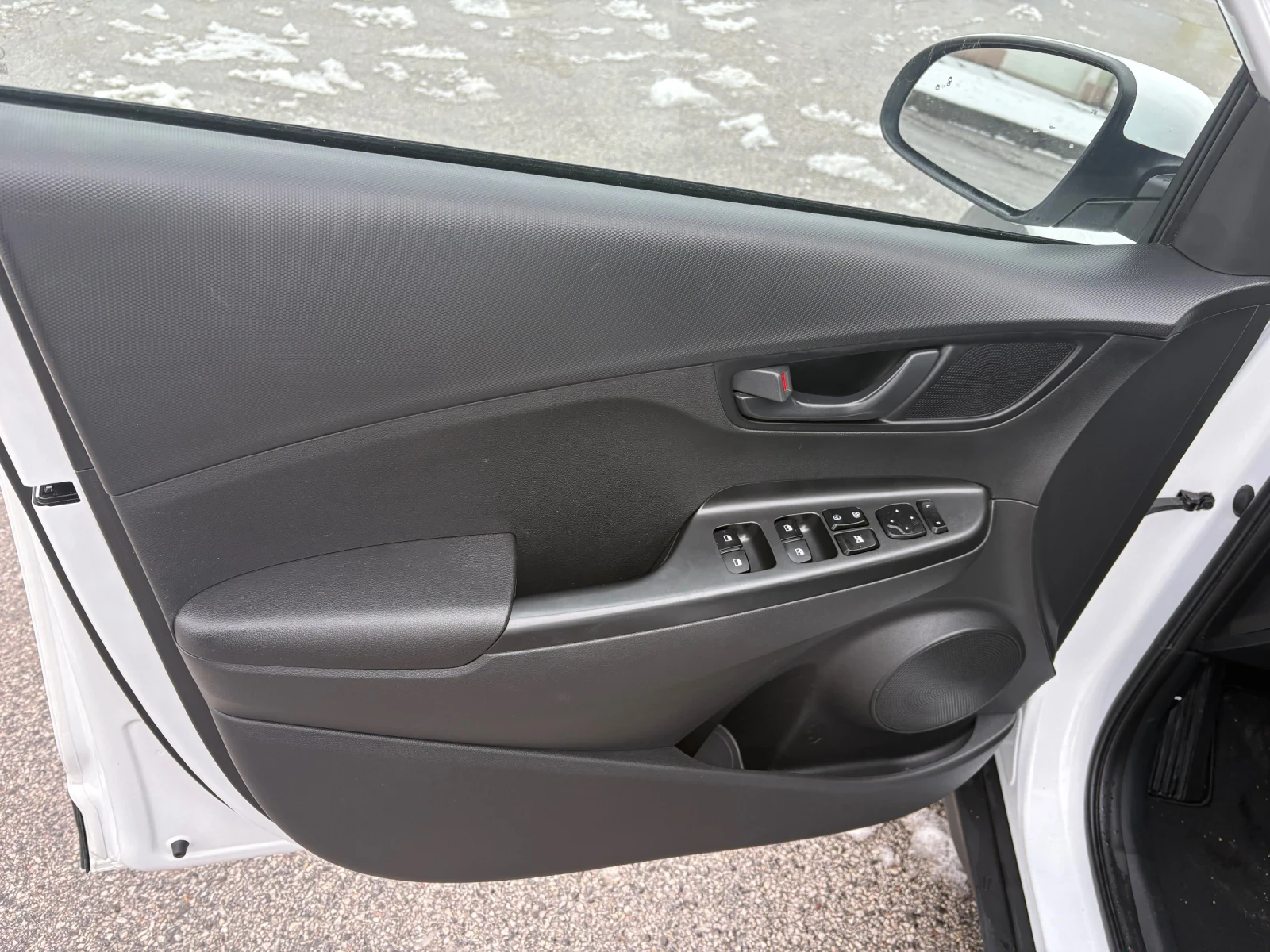 Hyundai Kona Hyundai Kona 2.0 benzin 4x4 | Mobile.bg � ����������� 12