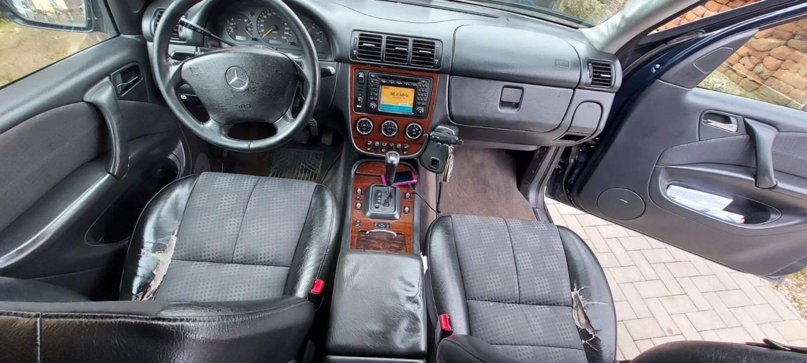 Mercedes-Benz ML 270  - изображение 3