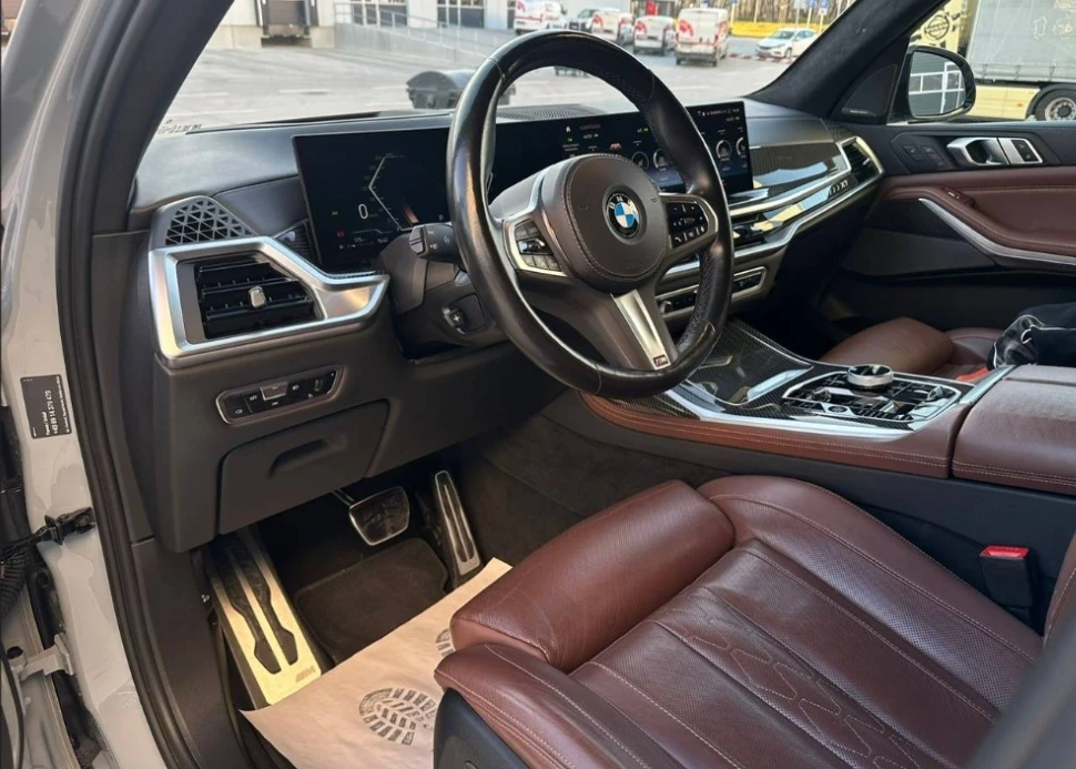 BMW X7 40d xDrive M-Sport, снимка 4 - Автомобили и джипове - 53901262