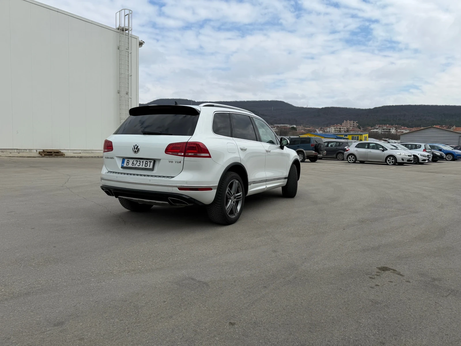 VW Touareg, снимка 3 - Автомобили и джипове - 54266314