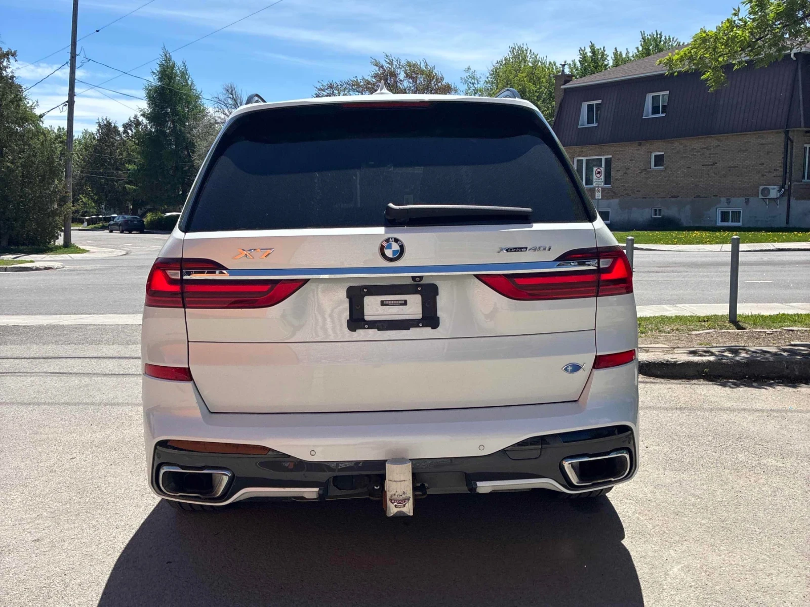 BMW X7 ДИСТРОНИК * ОБДУХВАНЕ * ПАНОРАМА * 360 * SWAROVSKI, снимка 4 - Автомобили и джипове - 54672495