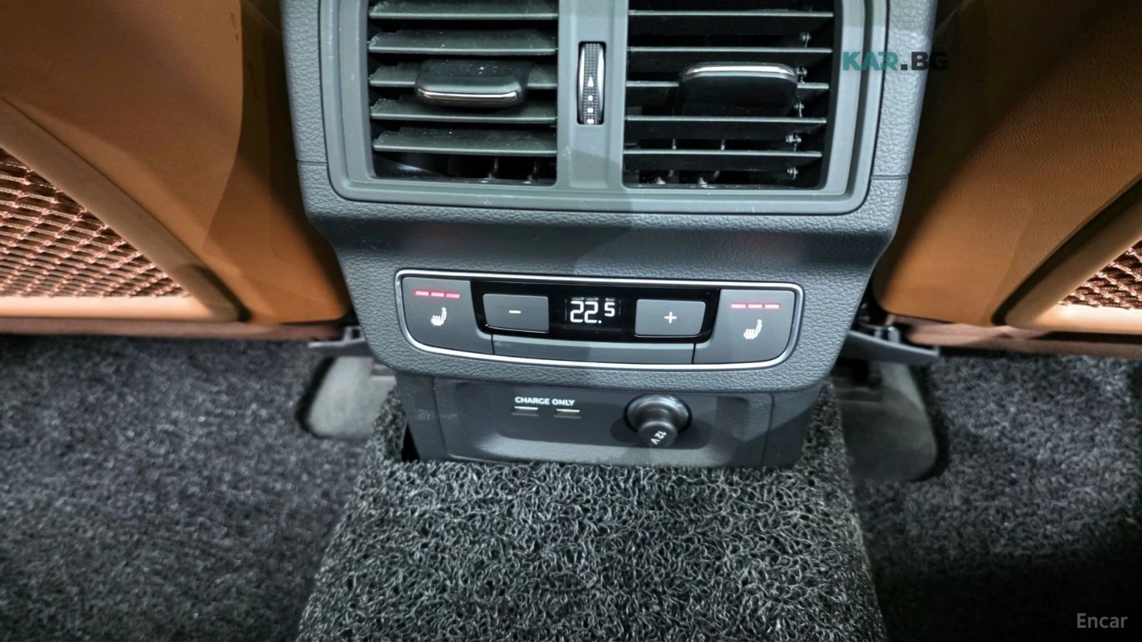 Audi Q5 45 TFSI PREMIUM/ПОДГРЕВ/ОБДУХВАНЕ/HUD/360/BOSE, снимка 17 - Автомобили и джипове - 54713892