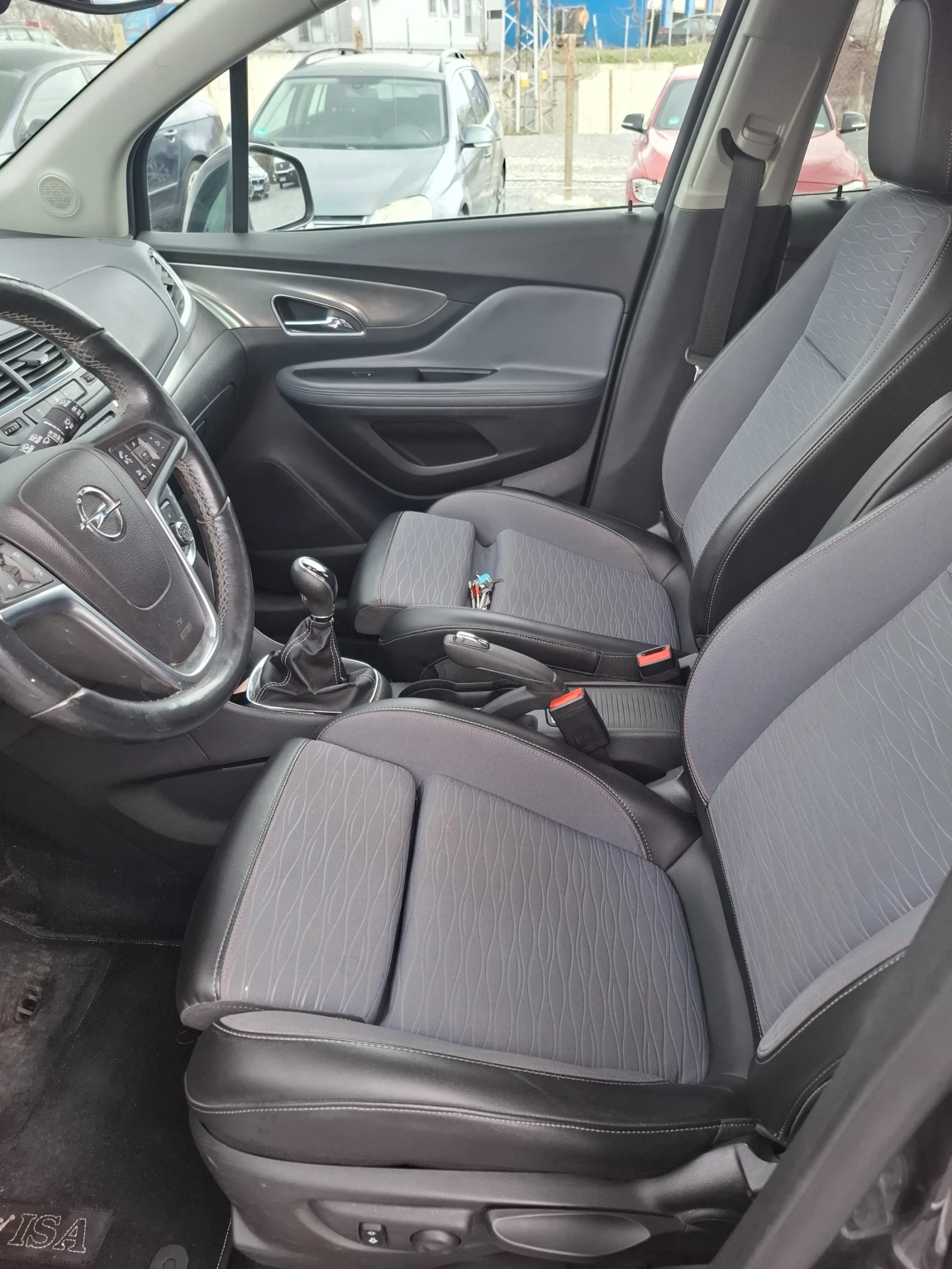Opel Mokka, снимка 11 - Автомобили и джипове - 55470639