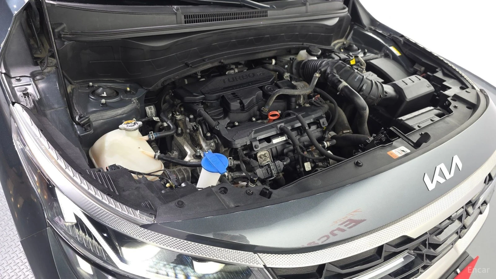 Kia Seltos 1.6T* SIGNATURE* ПОДГРЕВ* ОБДУХВАНЕ* 360* КОЖА* , снимка 6 - Автомобили и джипове - 55588533