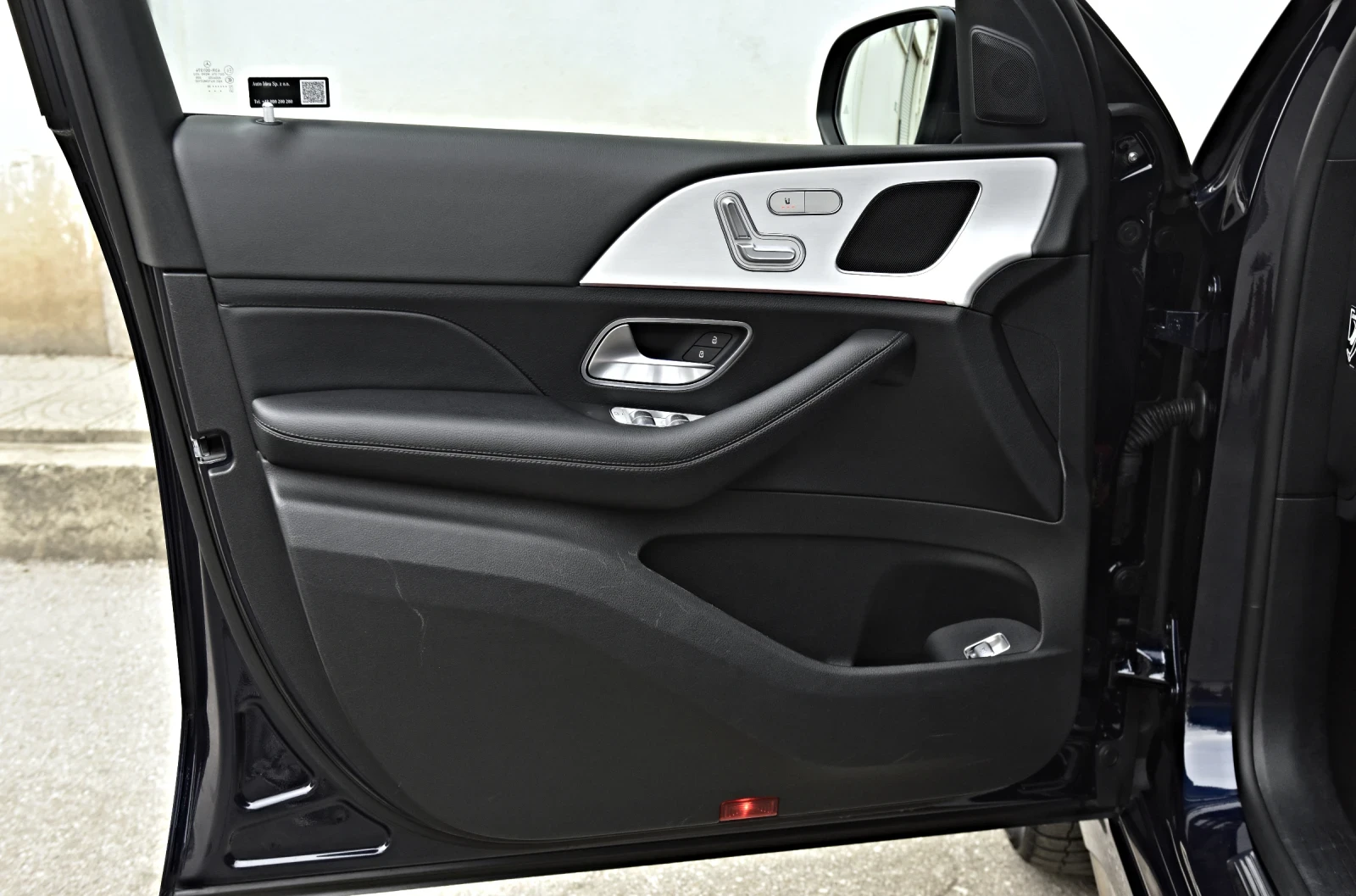 Mercedes-Benz GLE 300 D 4M AMG-Optik  MULTIBEAM LIGHT, снимка 15 - Автомобили и джипове - 55662891