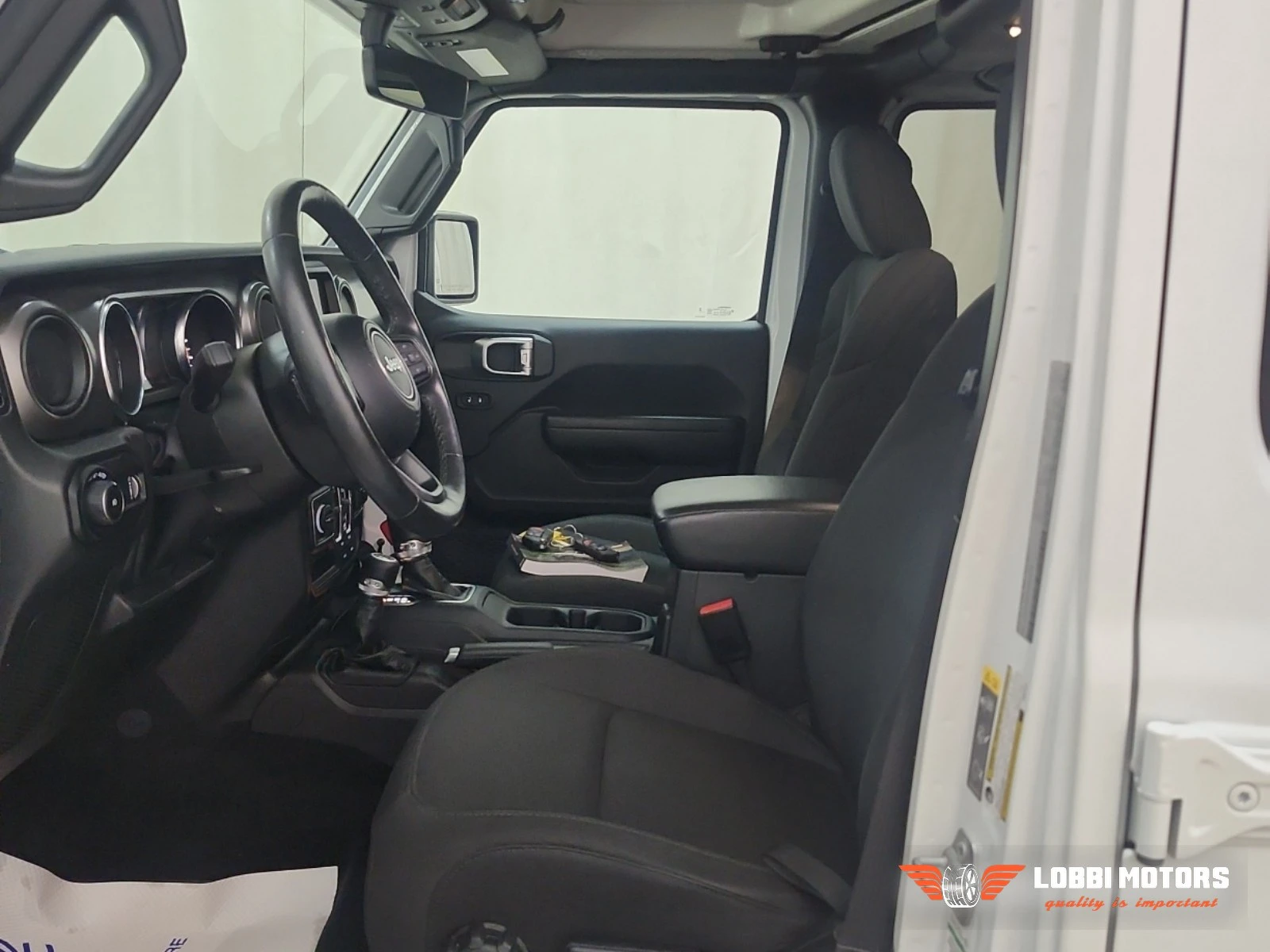 Jeep Wrangler, снимка 3 - Автомобили и джипове - 55928311