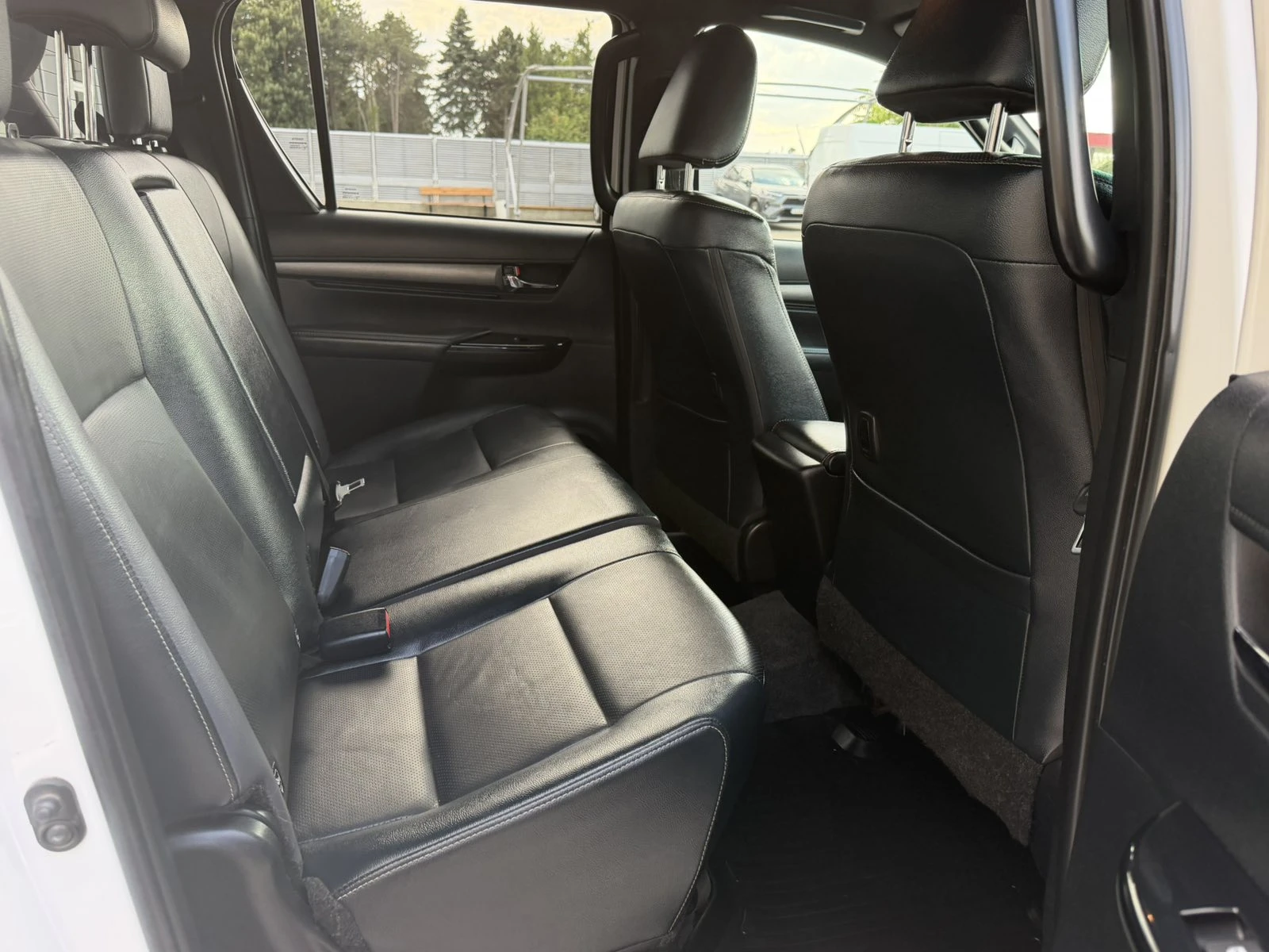 Toyota Hilux 2.8D Invicible | Mobile.bg � ����������� 7
