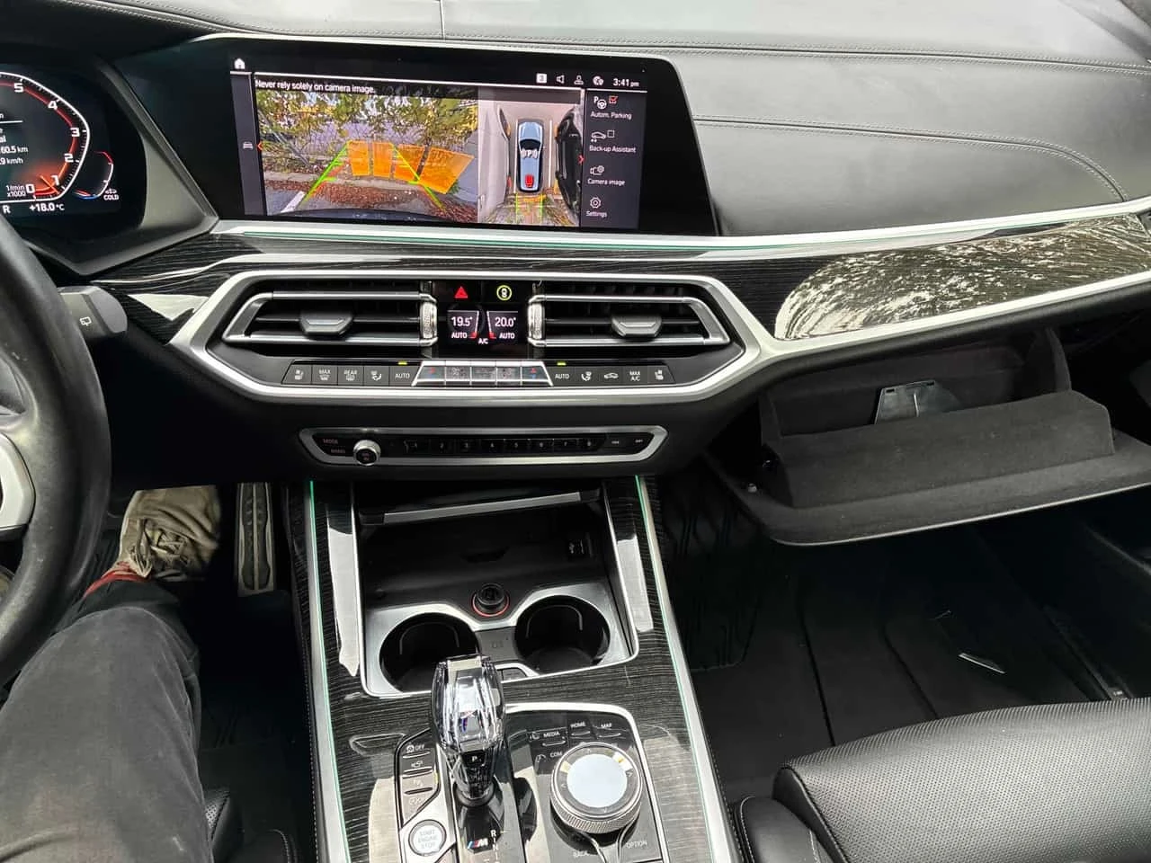 BMW X7 * M50i * CARFAX * ���� �� �� | Mobile.bg � ����������� 9