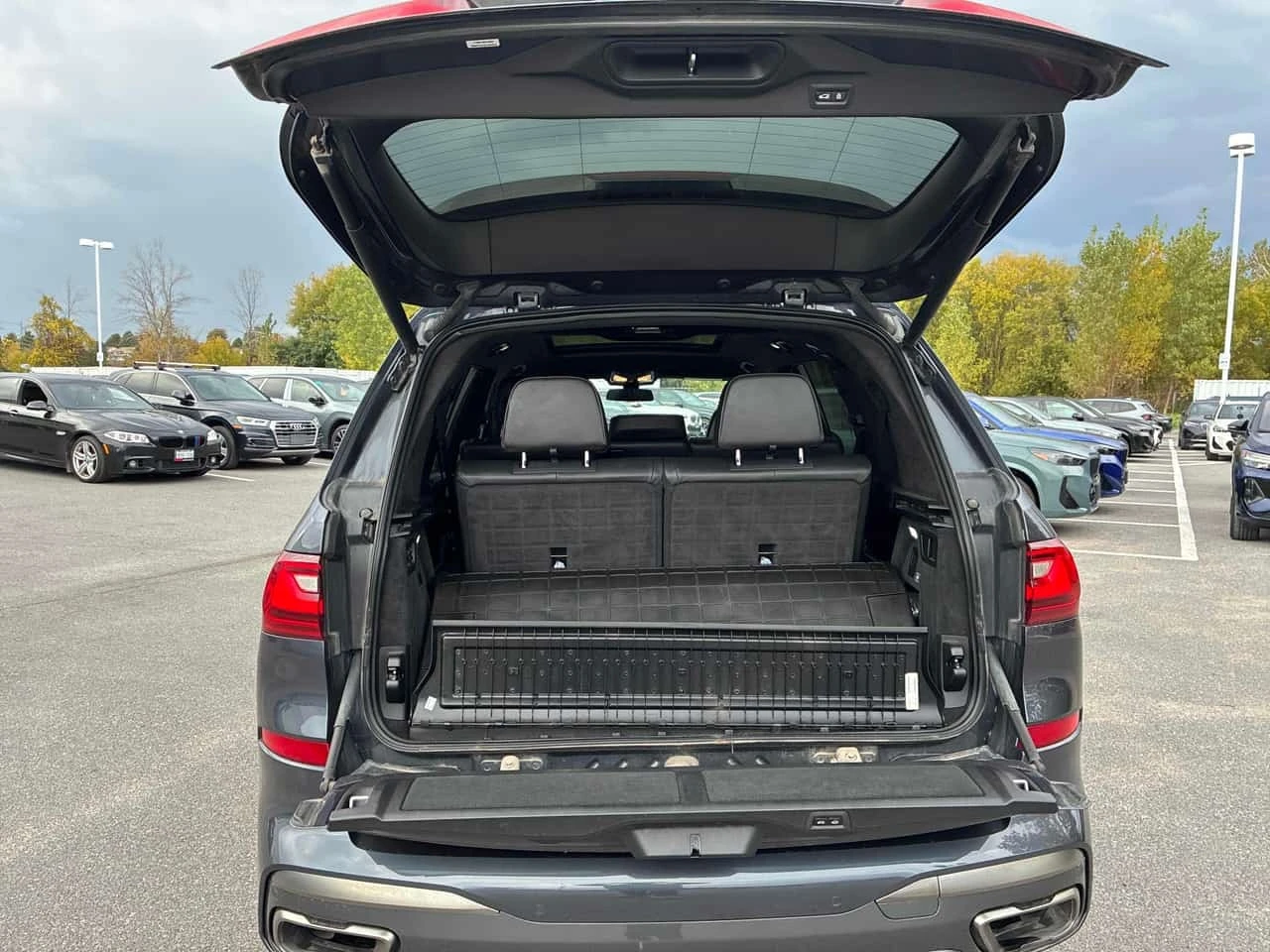 BMW X7 * M50i * CARFAX * ���� �� �� | Mobile.bg � ����������� 11