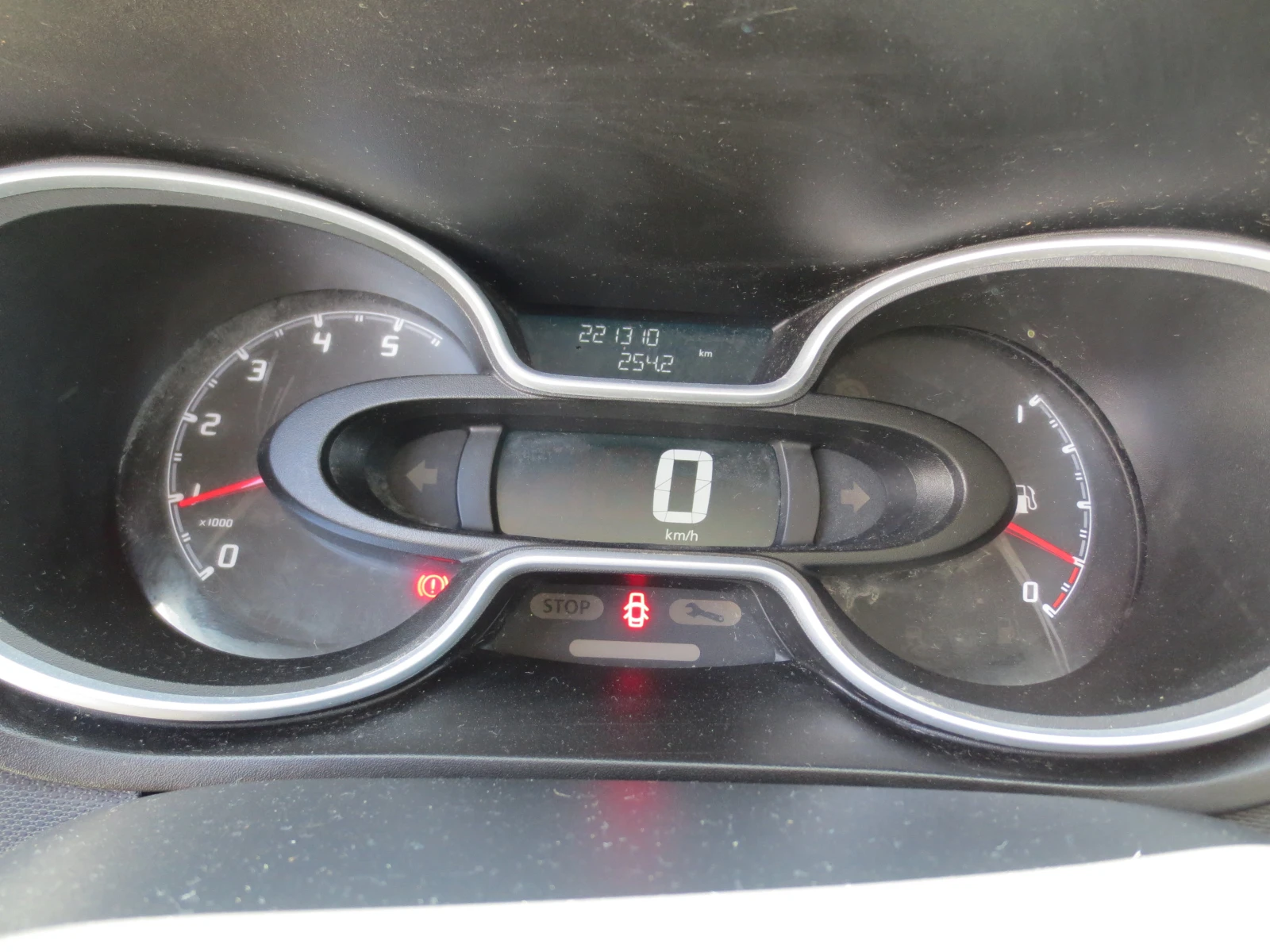 Renault Trafic 1.6 DCI* ХЛАДИЛЕН* , снимка 11 - Бусове и автобуси - 55152107
