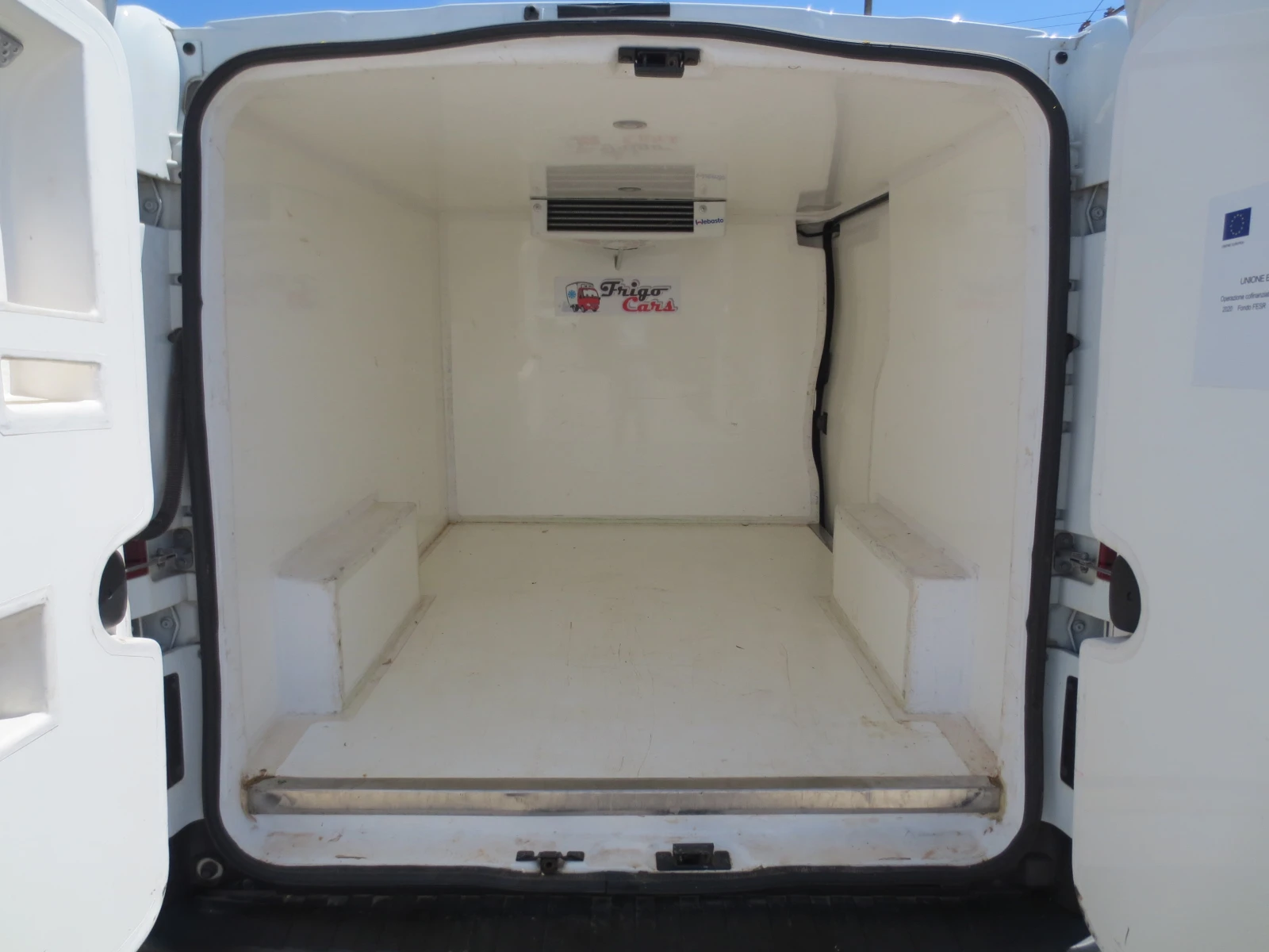 Renault Trafic 1.6 DCI* ХЛАДИЛЕН* , снимка 17 - Бусове и автобуси - 55152107