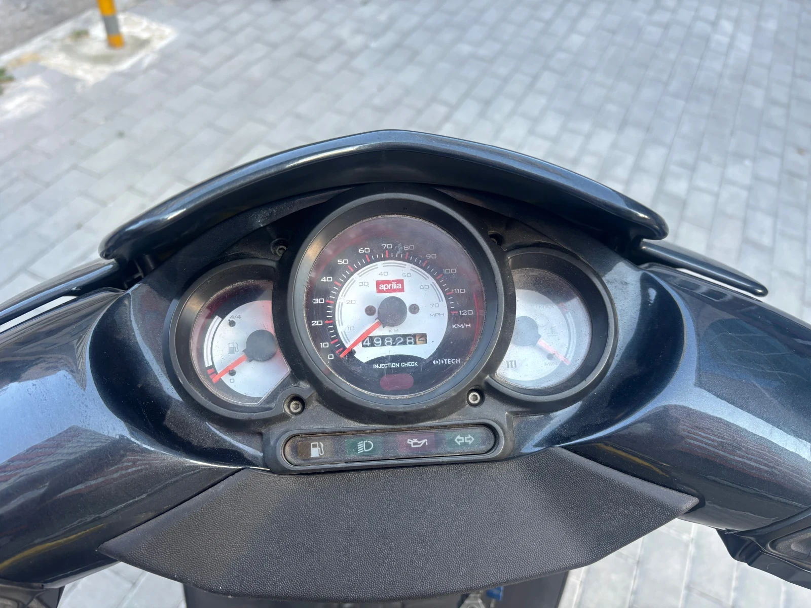 Aprilia Sr 50, снимка 8 - Мотоциклети и мототехника - 55254246