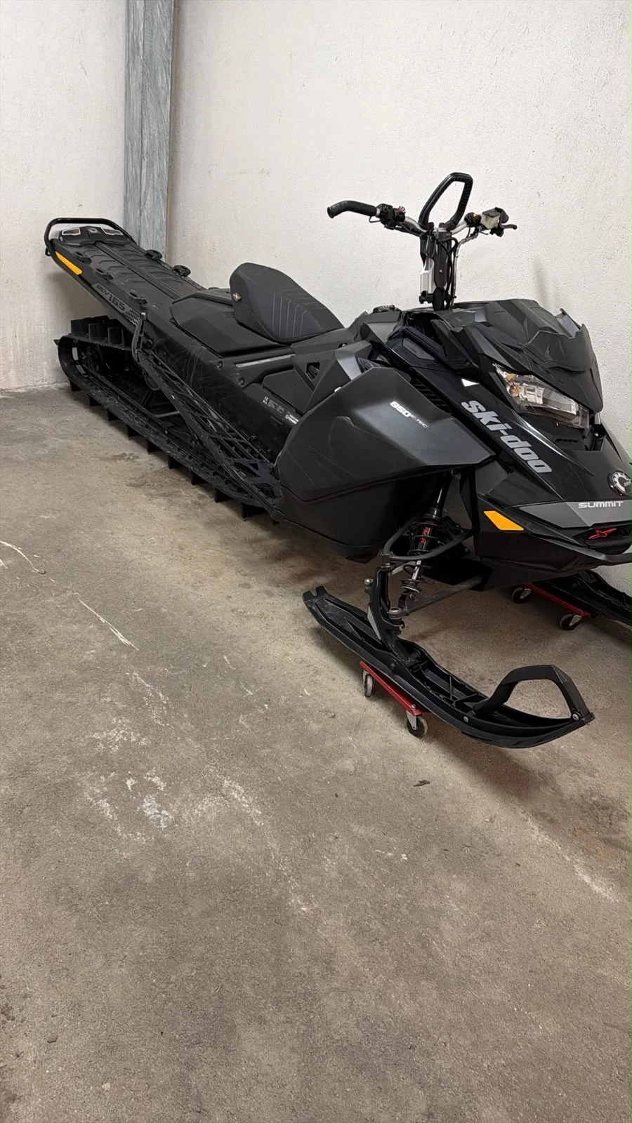 BRP Ski-Doo Summit 850 165