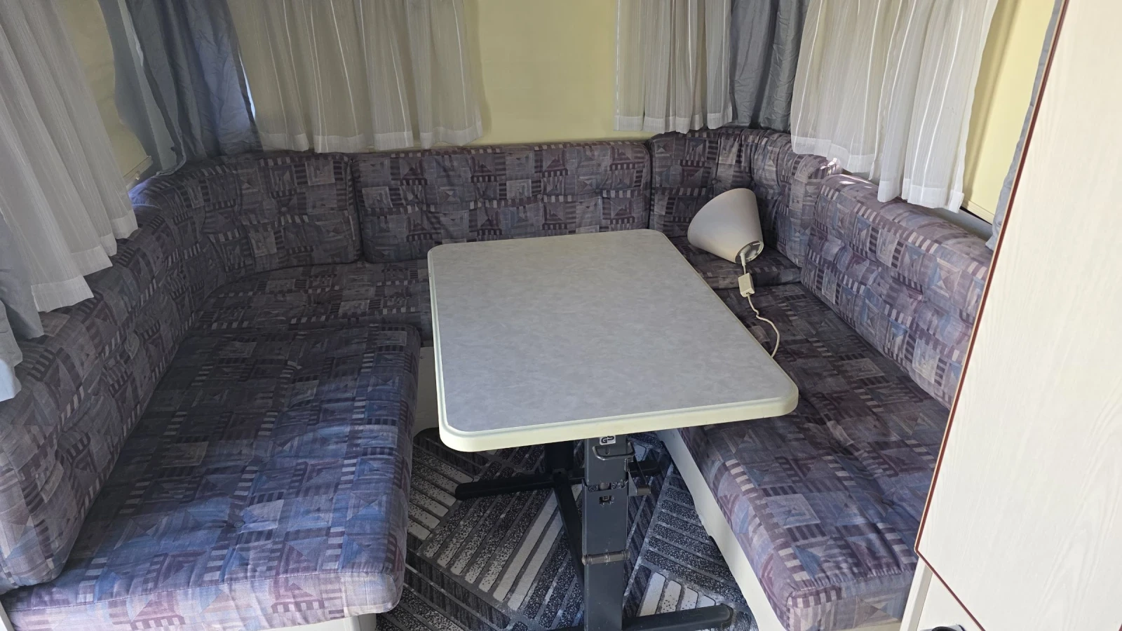 Каравана Knaus, снимка 3 - Каравани и кемпери - 53828392