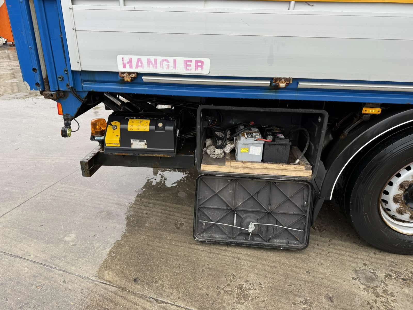   Hangler - 3 ,      | Mobile.bg   5