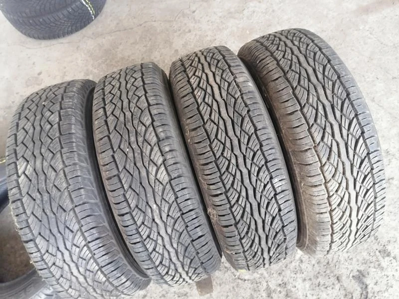 Гуми Всесезонни 205/70R15, снимка 2 - Гуми и джанти - 31638529