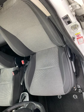 Toyota Yaris 1.5 Hibrid Avtomat EVRO 6 120000 km Originalni, снимка 6