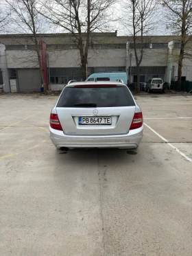 Mercedes-Benz C 200, снимка 5