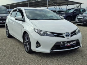 Toyota Auris 1, 8 i Hibrid, снимка 3