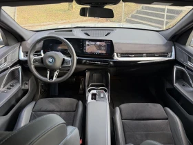 BMW iX2 xDrive30/M-SPORT/HEAD UP/360/ICONIC GLOW/, снимка 13